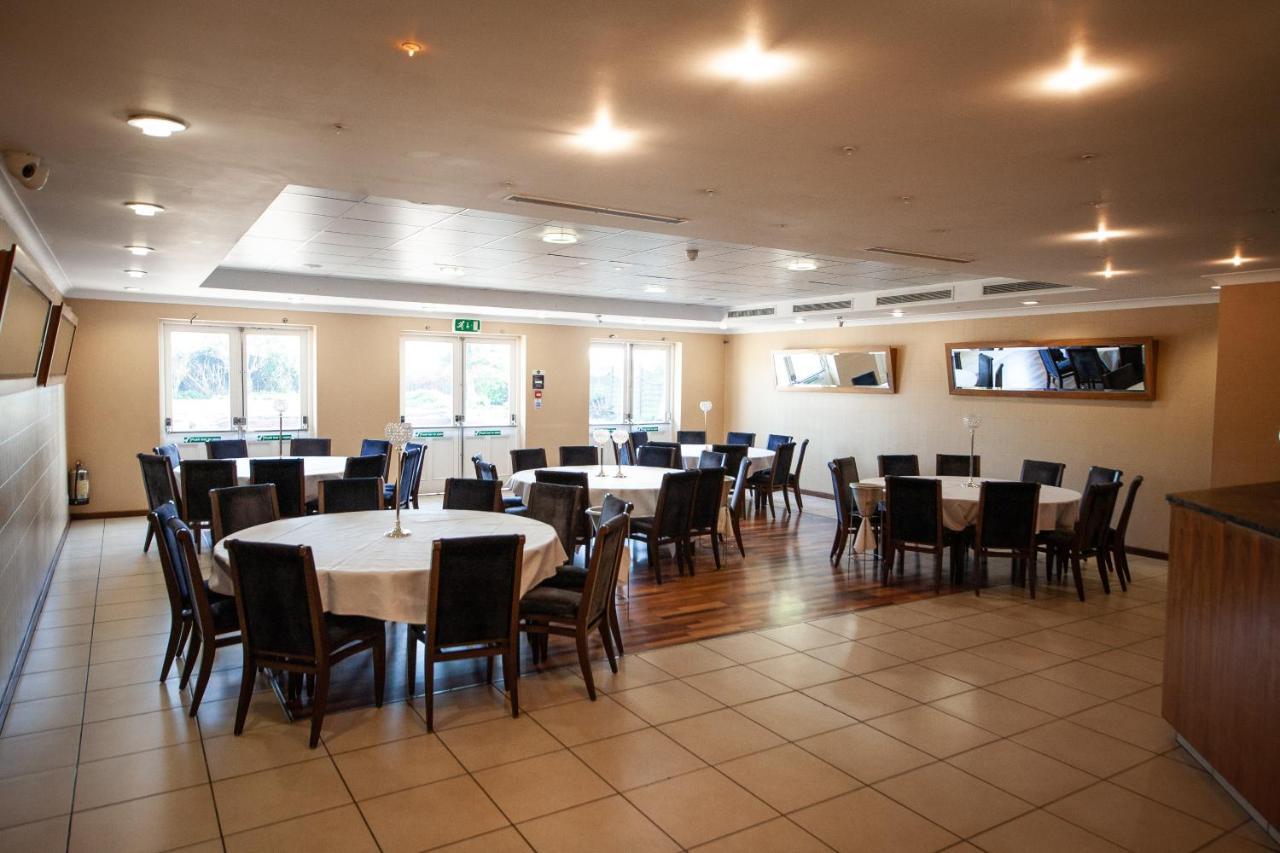 Berwick Manor Hotel Rainham  Kültér fotó